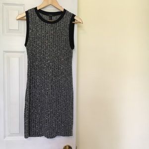 Juniors Medium Grey Sleeveless Dress work